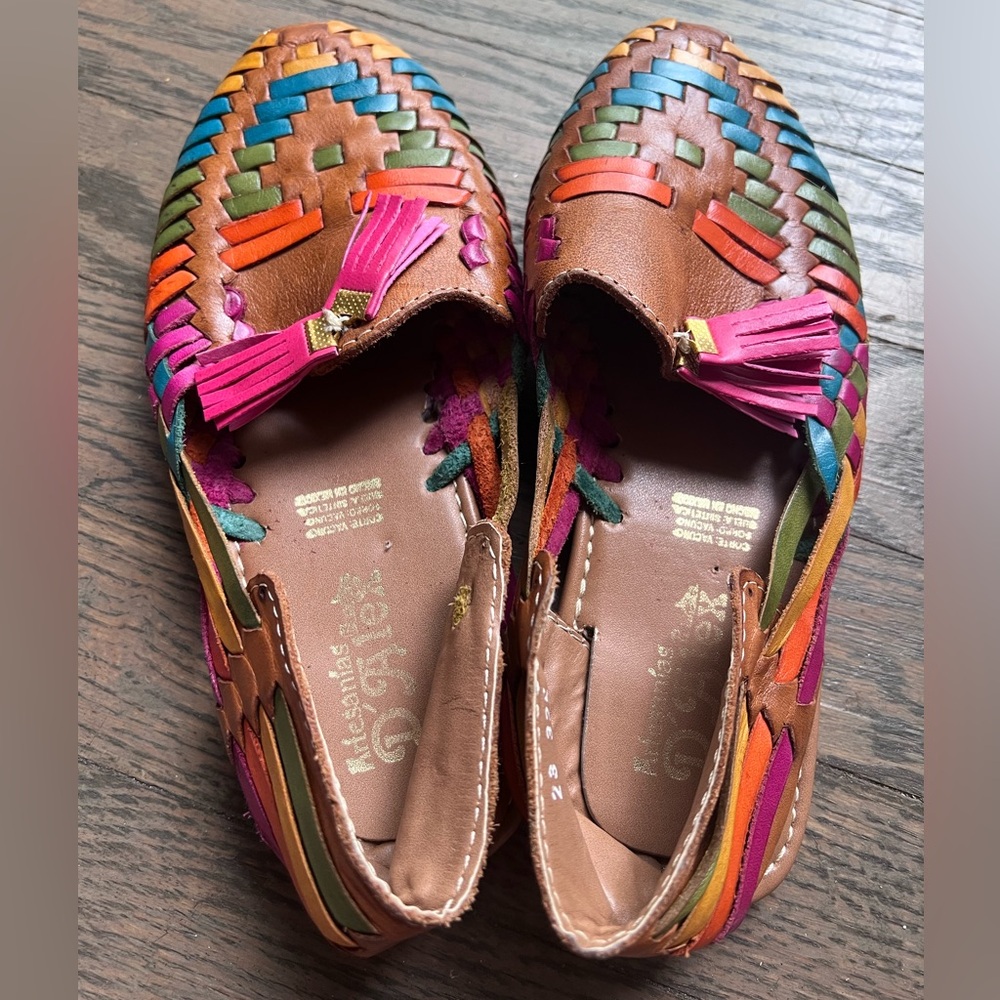 Colorful Woven Leather Loafers - Picture 4 of 4